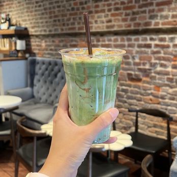 Mudhouse Specialty Coffee Roasters - Iced Matcha Latte with Brown Sugar Cinnamon - Coffee & Tea Near Me - Charleston, South Carolina