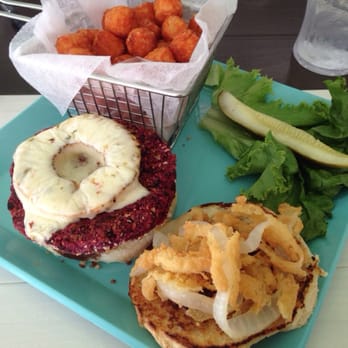 The Dory - Veggie burger with sweet potato tots - American Near Me - Kennebunkport, Maine The Dory - Veggie burger with sweet potato tots - American Near Me - Kennebunkport, Maine