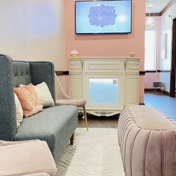 Le Petit Spa Boutique - Reception - Waxing Near Me - Frisco, Texas Le Petit Spa Boutique - Reception - Waxing Near Me - Frisco, Texas