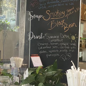 Harlow - Speicals - Vegetarian Near Me - Portland, Oregon