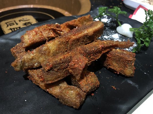 Tong Xin Ru Yi Traditional Hot Pot by null