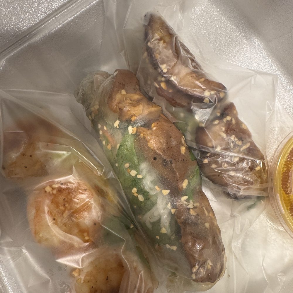 Ohana Cravings - Spring rolls w/chicken. Pork, n shrimp with mango habanero sauce - Hawaiian Near Me - Riverside, California