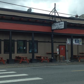 Triple Nickel Pub - Triple Nickel Pub - Portland, OR - Sports Bars Near Me - Portland, Oregon
