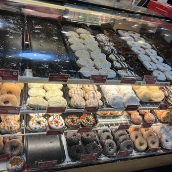 Beiler's Bakery - Donut Selection - Bakeries Near Me - Philadelphia, Pennsylvania