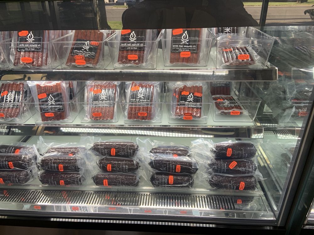 Solid Oak Sausage Logo