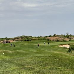 Red Hawk Golf Club - Here are the 6 morons who took 5h to play