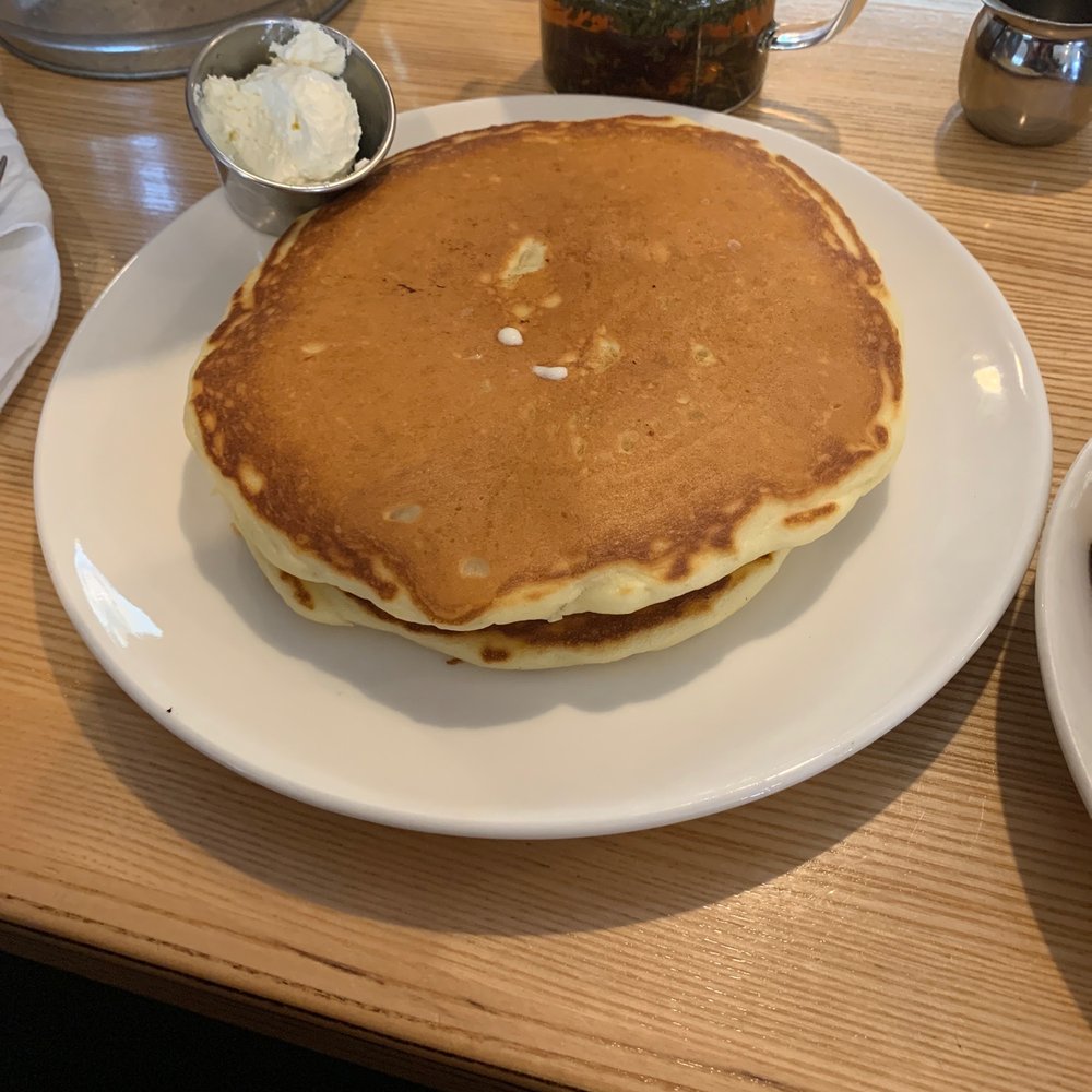 Sleepy Bee Cafe - Blue Ash - Buttermilk Cakes - Breakfast & Brunch Near Me - Blue Ash, Ohio