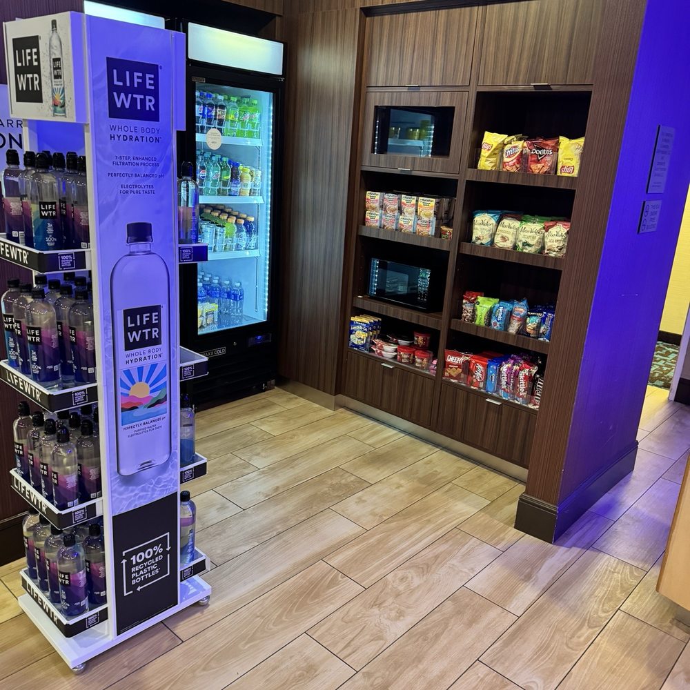Fairfield by Marriott Inn & Suites Houston Richmond - Late night snack options. - Hotels Near Me - Richmond, Texas Fairfield by Marriott Inn & Suites Houston Richmond - Late night snack options. - Hotels Near Me - Richmond, Texas