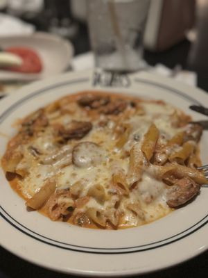 Bella's Italian Cafe by null