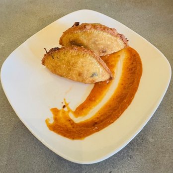 Kurrypinch - Shrimp Kurry Empanadas - juicy & moist - the best empandas I've ever had? - Sri Lankan Near Me - Los Angeles, California Kurrypinch - Shrimp Kurry Empanadas - juicy & moist - the best empandas I've ever had? - Sri Lankan Near Me - Los Angeles, California