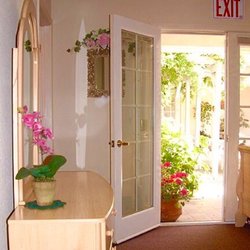 Whispering Pines Inn