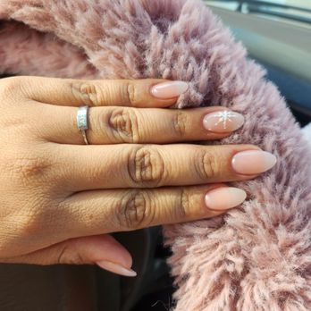 2Q Nail Spa + Eyelashes - Just got my nails done today by Mary!! She was so sweet!! I tend to stick with simple designs but I will definitely be returning! - Nail Salons Near Me - Montclair, California