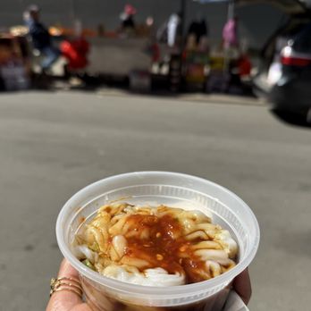 Cheong Fun Cart - Fresh Shrimp Cheong Fun with extra sauce and chilli - Food Stands Near Me - New York, New York Cheong Fun Cart - Fresh Shrimp Cheong Fun with extra sauce and chilli - Food Stands Near Me - New York, New York