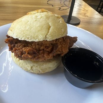 Vicious Biscuit - Hen Solo - Breakfast & Brunch Near Me - Neptune Beach, Florida