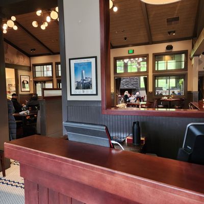 Perry's Novato by null