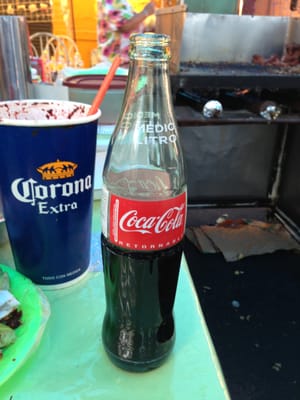 La Lagunilla Sunday Antiques Market by null