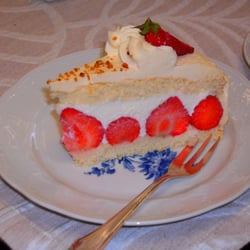 Wiener Kaffee und Teehaus - Strawberry cheesecream cake