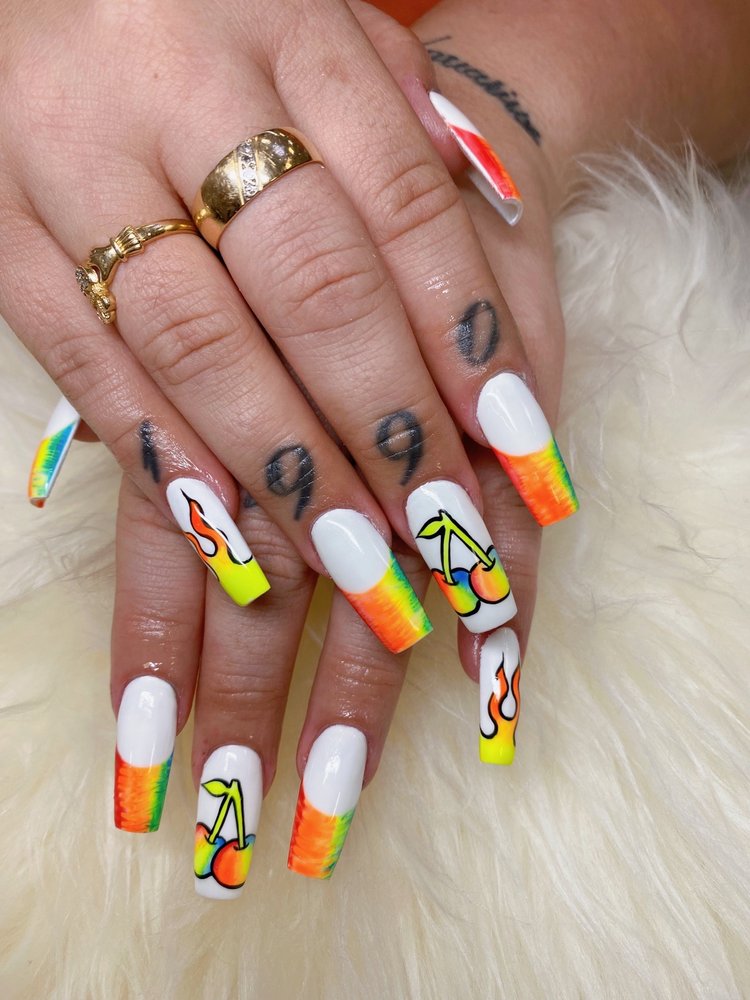 BLUSH NAIL BAR Updated August 2024 27 Photos & 11 Reviews 1020