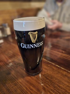 Mary O'Neill's Irish Pub by null