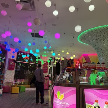 La Michoacana Plus - Ice Cream & Frozen Yogurt Near Me - Long Beach, California