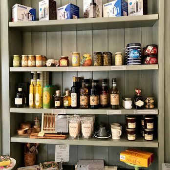 Caffe Luxxe - Coffee & Tea Near Me - Santa Monica, California