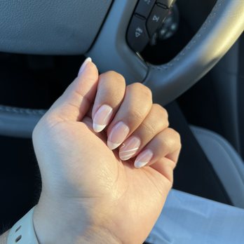 Famous Nails - Massage Near Me - Savannah, Georgia