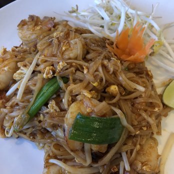 Pop Thai Restaurant - Mild Shrimp Pad Thai - Thai Near Me - Orlando, Florida Pop Thai Restaurant - Mild Shrimp Pad Thai - Thai Near Me - Orlando, Florida
