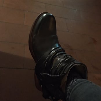 Leonardo Shoes - Shoe Stores Near Me - Florence, FI