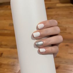 Nail21 - Regular manicure with long lasting nail polish