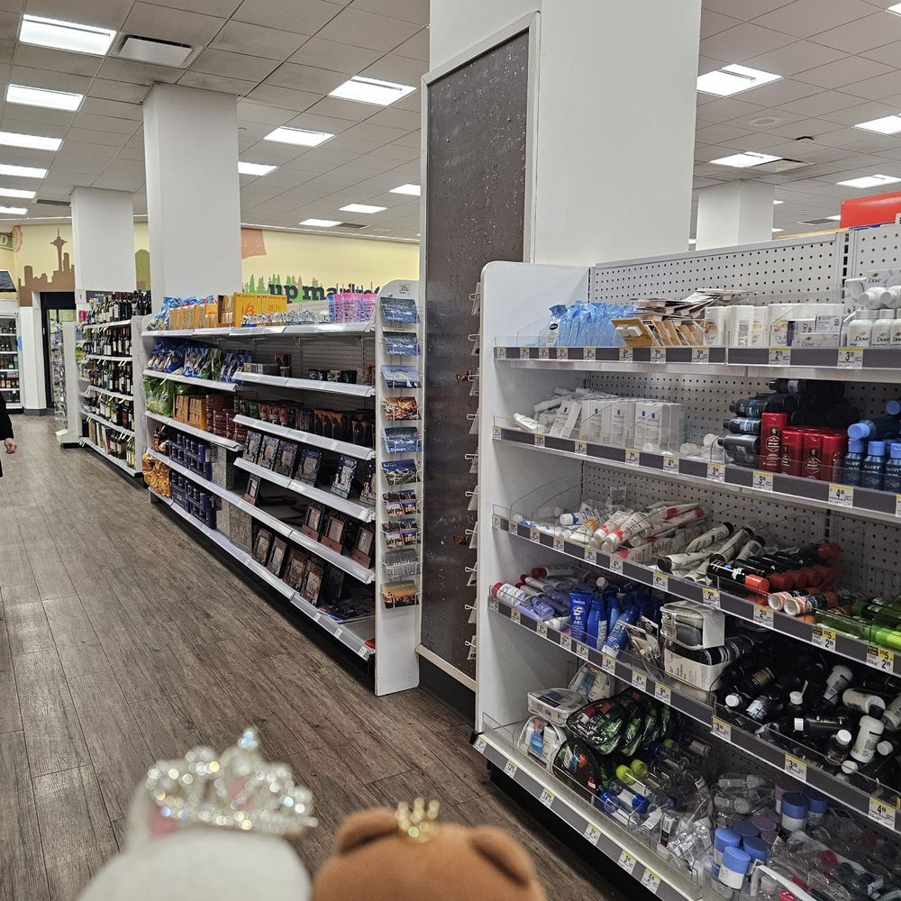 Walgreens - Aisle 1 - Drugstores Near Me - Seattle, Washington Walgreens - Aisle 1 - Drugstores Near Me - Seattle, Washington
