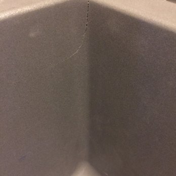 Prime Public Auction - Broken sink - Auction Houses Near Me - Van Nuys, California