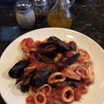 Capri's Italian Restaurant - Seafood Diavolo - requested El Dente and they nailed it - Italian Near Me - Boiling Springs, South Carolina