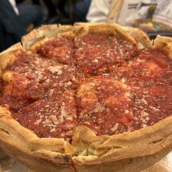 Giordano's - Pizza Near Me - Chicago, Illinois Giordano's - Pizza Near Me - Chicago, Illinois