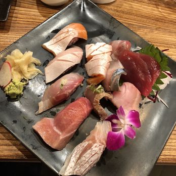 Kuro Sushi - Nigiri/Sashimi Omakase - Sushi Bars Near Me - Bellevue, Washington