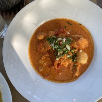 Robins Restaurant - Moqueca - New American Near Me - Cambria, California Robins Restaurant - Moqueca - New American Near Me - Cambria, California