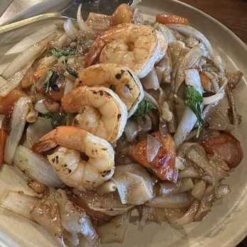 Hanuman Thai Eatery - shrimp pad see ew - Thai Near Me - Costa Mesa, California Hanuman Thai Eatery - shrimp pad see ew - Thai Near Me - Costa Mesa, California