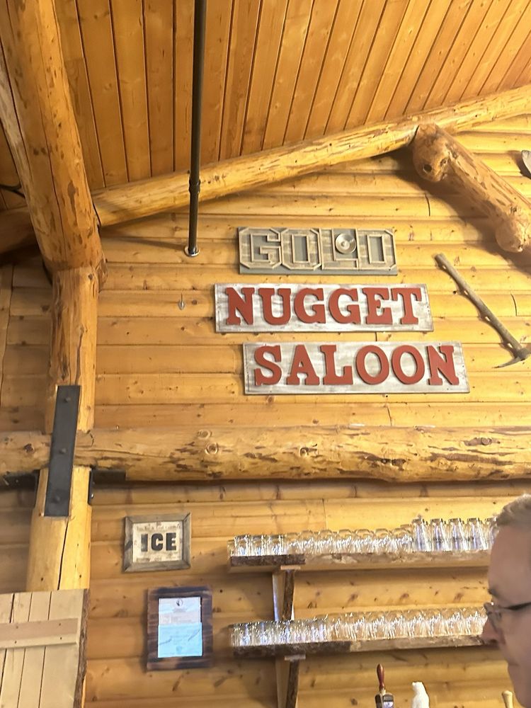 Gold Nugget Saloon Logo