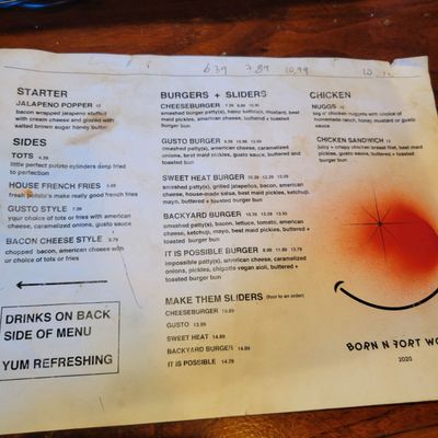 GUSTOS burger bar + more by null