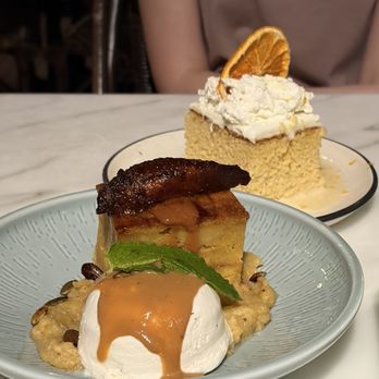 Otto’s High Dive - Madura bread pudding and orange tres leches - Cocktail Bars Near Me - Orlando, Florida