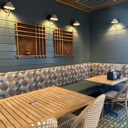 Papa Surf Burger Bar - Inside