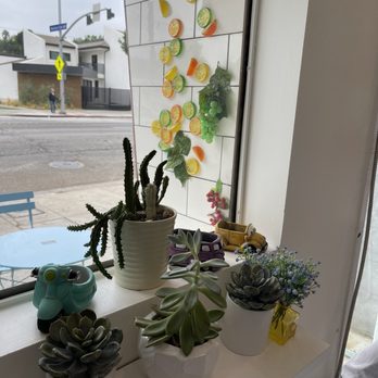 Fruttomania - Juice Bars & Smoothies Near Me - Los Angeles, California Fruttomania - Juice Bars & Smoothies Near Me - Los Angeles, California