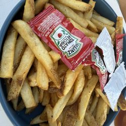 J. Swilling's Pool Bar & Grill - Side of fries