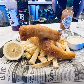 Brine Oyster House - Fish & Chips - Seafood Near Me - Grosse Pointe Park, Michigan