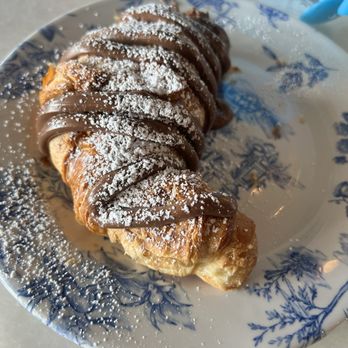 Little Hen - Nutella Croissant - Breakfast & Brunch Near Me - Weston, Florida Little Hen - Nutella Croissant - Breakfast & Brunch Near Me - Weston, Florida