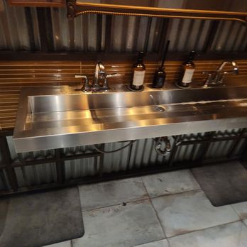 Dagg Thai Restaurant - Hand washing station - Thai Near Me - New York, New York
