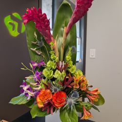 La Maison des Fleurs Boutique Florist