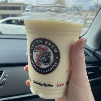 7 Brew Coffee - Small mango tiki tango smoothie - Juice Bars & Smoothies Near Me - Danville, Virginia