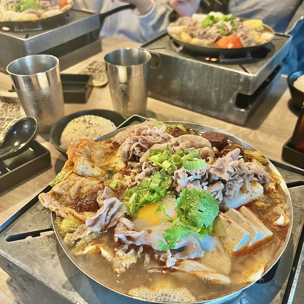 Boiling Point - Beef Pot ($22.16) - Taiwanese Near Me - San Jose, California Boiling Point - Beef Pot ($22.16) - Taiwanese Near Me - San Jose, California