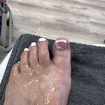 Fancy Nails Lounge - Pedicure - Nail Salons Near Me - Pinole, California
