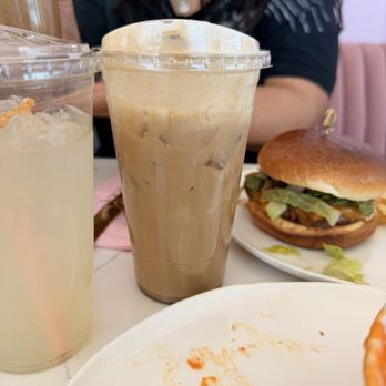 Cafe Lola - Salted Caramel Cloud Latte - Cafes Near Me - Las Vegas, Nevada Cafe Lola - Salted Caramel Cloud Latte - Cafes Near Me - Las Vegas, Nevada